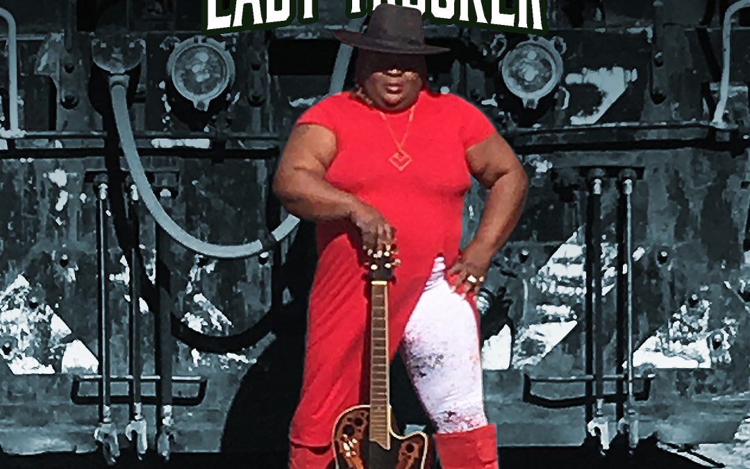 Lady Trucker – Rolling Up on Ya
